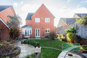 Photo 25- click for photo gallery